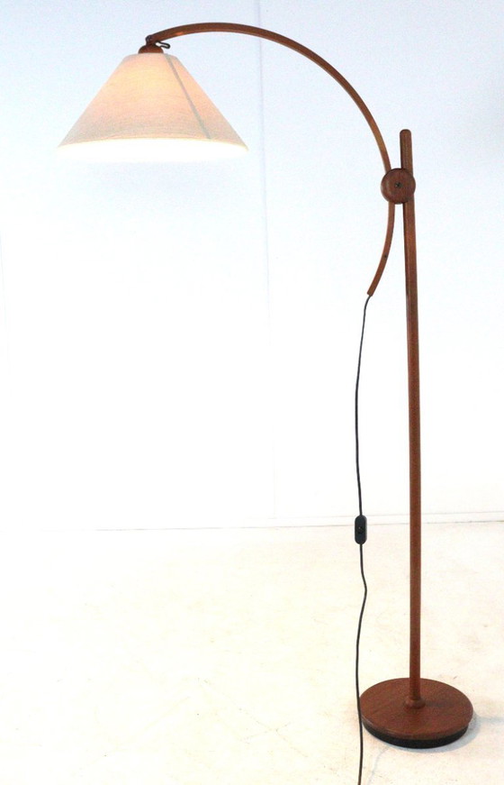 Image 1 of Lampadaire Domus « Arcea » en teck vintage
