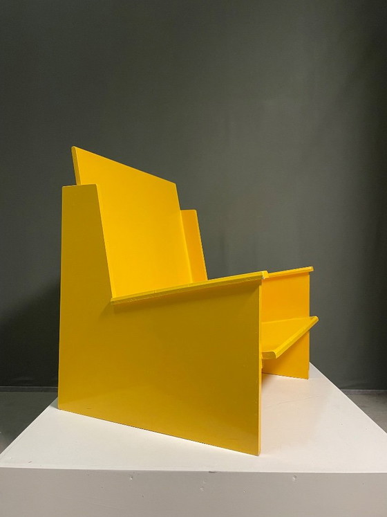 Fauteuil géométrique, jaune, Bois, Modern (photo 3 sur 5)