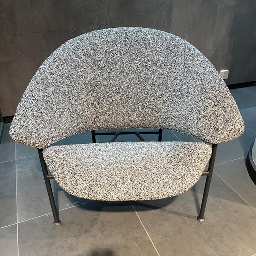 Artifort Glider sillón beige/negro – fauteuils