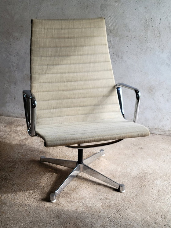 Fauteuil Lounge Vintage Eames EA 115 pour Herman Miller – Buffet bas, Aluminium (photo 2 of 10)