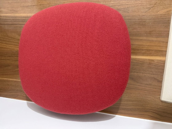 Image 1 of Tulip chair seat pad (KNOLL)