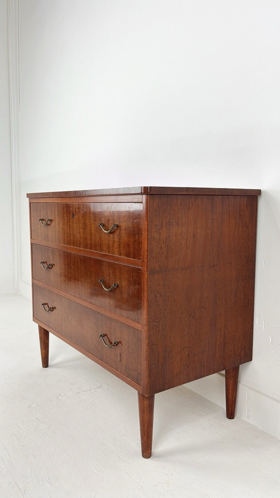 Swedish vintage chest of drawers – Wood, Retro (photo 11 of 13)