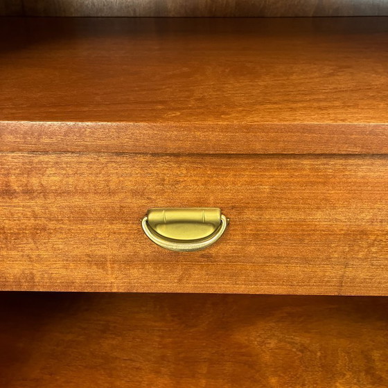 Image 1 of Cassettiera di metà secolo, betulla fiammata, anni '50, restaurata