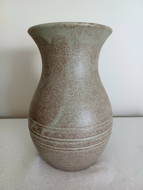 Image 1 of Vallauris – Cerámica francesa hecha a mano de los años 70 – Diseño atemporal – Jarrón – 20 cm