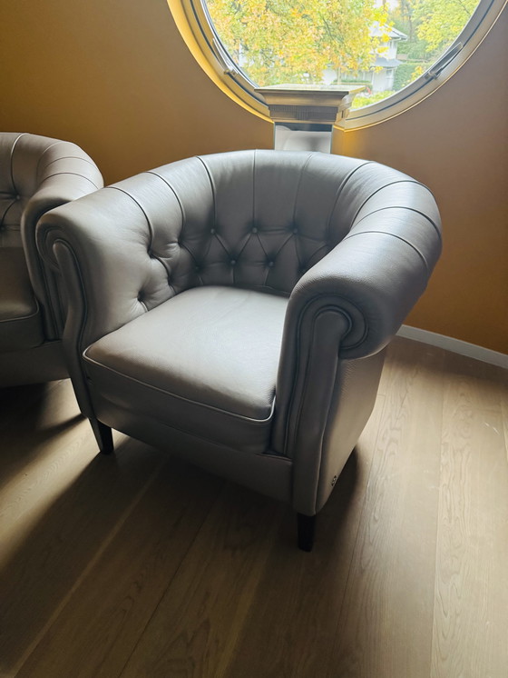 Image 1 of Sofá Chesterfield de piel Natuzzi – Diseño italiano