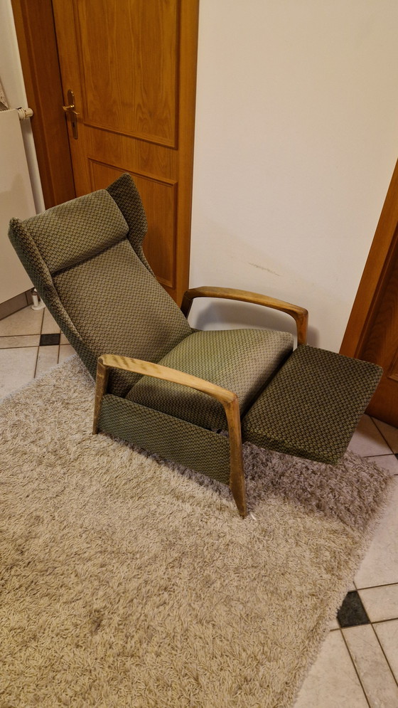 Image 1 of Poltrona lounge in stile vintage moderno di metà secolo con schienale alto