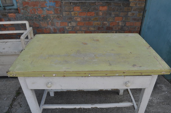 Table de salle à manger rustique, années 1950 – Tables de salle à manger, Rustic (photo 3 of 5)