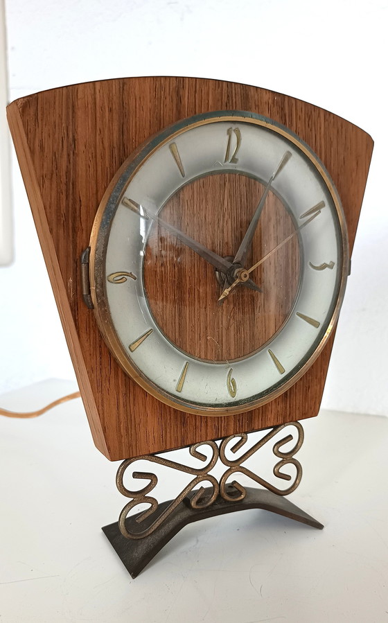 Image 1 of Olivette Fifties Electric Clock