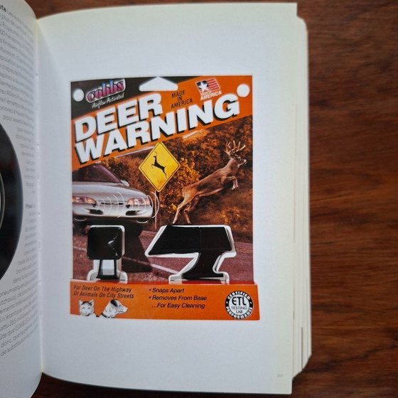 Image 1 of Bildband „1000 außergewöhnliche/gewöhnliche Objekte“. Taschen 2005