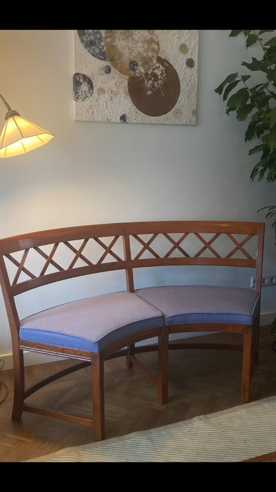 Image 1 of 2 bancs semi-circulaires élégants