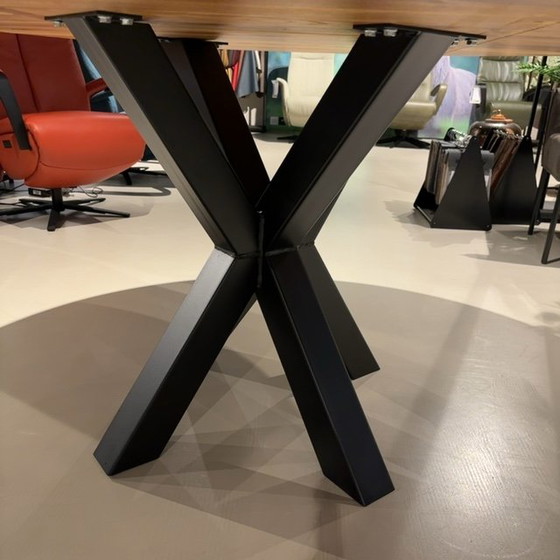 Image 1 of Color Metal Design dining table - Ø130