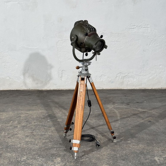 Strand Electric Theatre Spotlight on Adjustable Wooden Tripod, Mid-20th Century, Floor lights, Aluminium (photo 3 of 14)