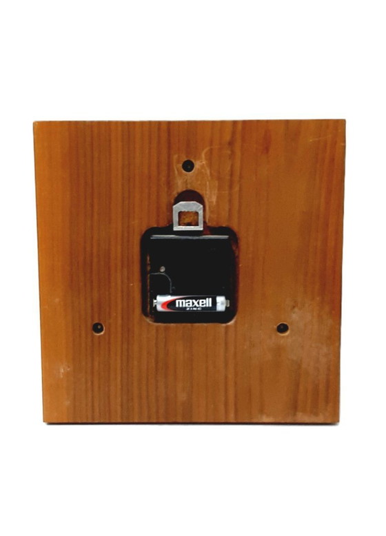 Image 1 of Horloge murale vintage Weimar de la RDA