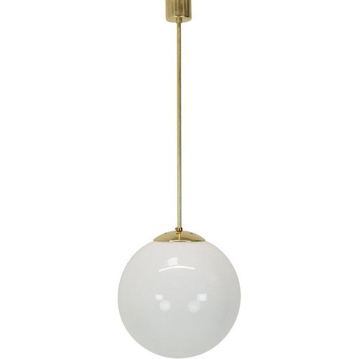 Lampe suspendue en verre et laiton du milieu du siècle par Kamenicky Senov, Tchécoslovaquie, années 1960