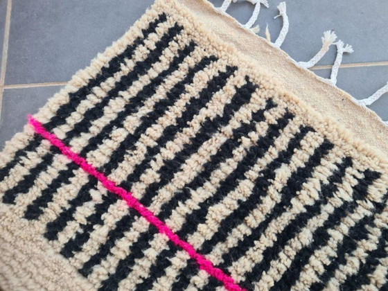 Image 1 of Tapis marocain en laine naturelle 300cmx200cm