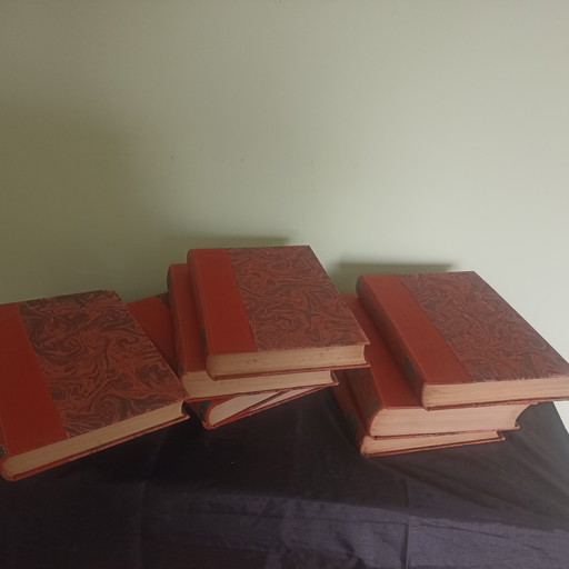 Beautiful, complete collection: Oeuvres Illustrées de Victor Hugo (ca. 1900)