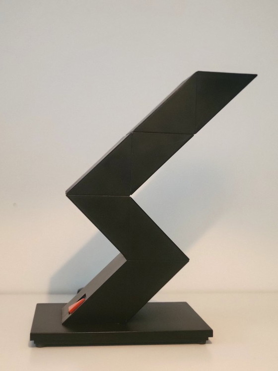 Image 1 of Ensemble de 2 lampes de table vintage Zig Zag de Massive Belgium, 1984