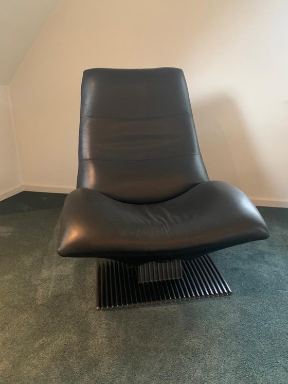 Image 1 of Artifort fauteuil ‘Wave’