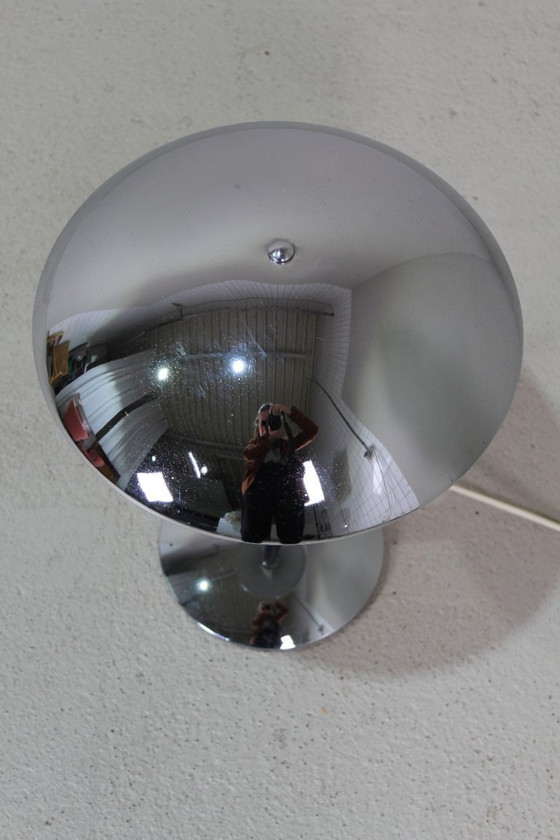 Image 1 of Lampe de table vintage IKEA, lampe champignon chromée