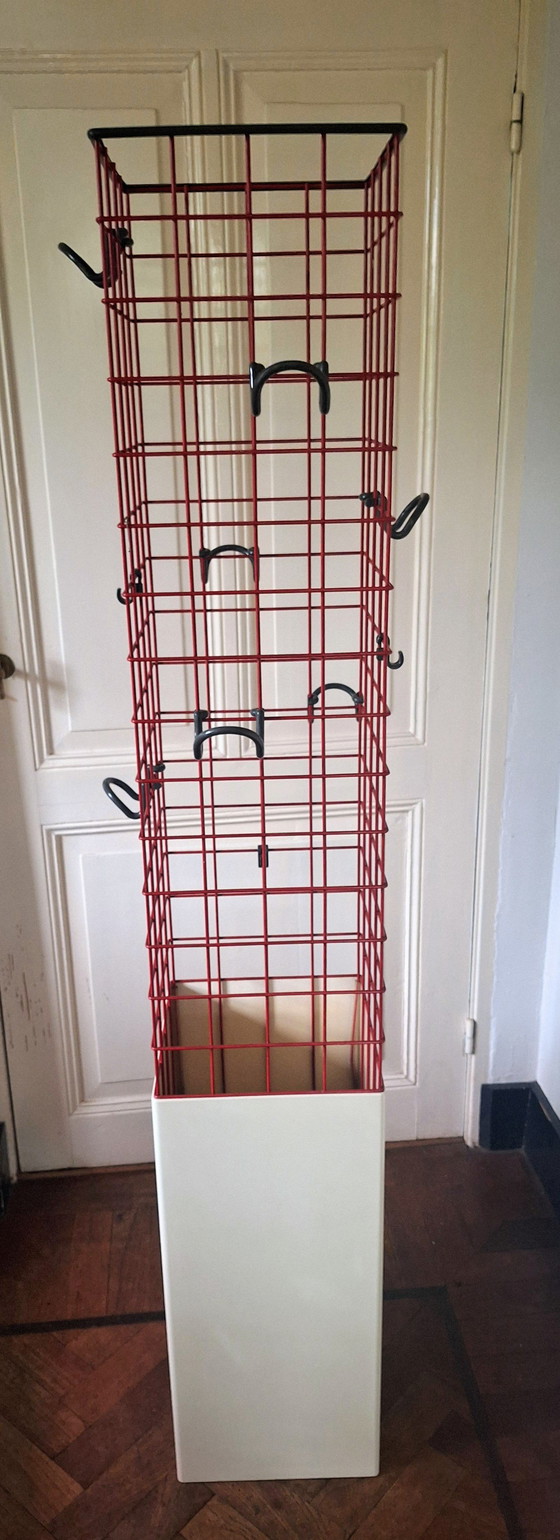 Image 1 of Perchero. Anna Castelli Ferrieri para Kartell, década de 1980.