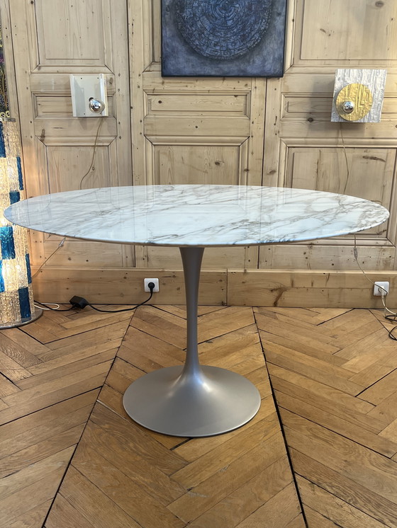 Image 1 of Eero Saarinen  Table Tulip Édition Knoll International