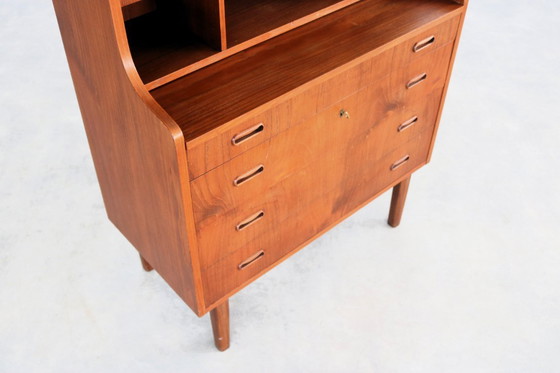 Image 1 of Escritorio/tocador danés antiguo