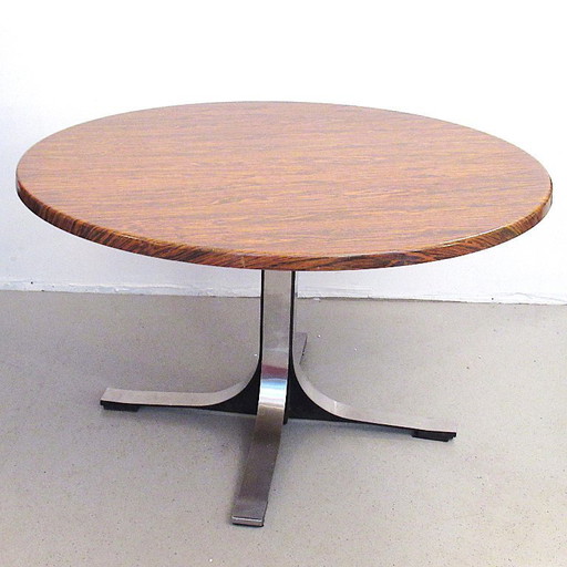 In hoogte verstelbare ronde tafel, jaren 60