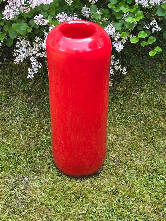 Image 1 of Henry Dean, jarrones de diseño XL en rojo brillante, firmados