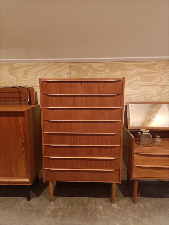 Vintage tall boy chest of drawers – Wood (photo 2 of 7)
