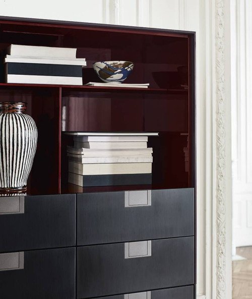 Image 1 of Mueble aparador Alcor con cajones y puertas de Maxalto B&B Italia