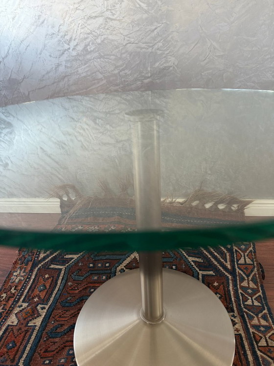 Image 1 of 1 Table d'appoint ronde en verre