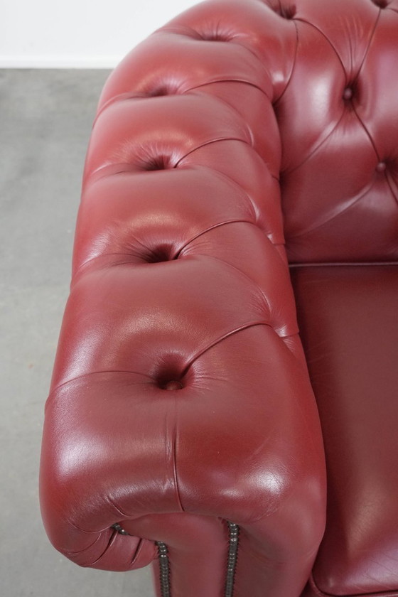 Image 1 of Set consisting of English cowhide Chesterfield 2.5 seater sofa and armchair