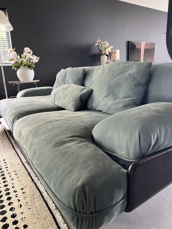 Image 1 of Sofá Baxter Bardot de 2 plazas – Kashmir Sucre – diseño de Draga & Aurel