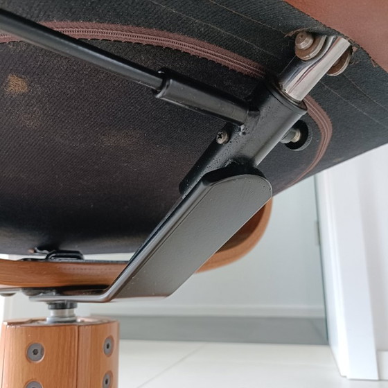 Hjellegjerde Draaifauteuil Eighties – Hjellebjerge, Draaistoelen, Leather, Metal (photo 13 of 14)