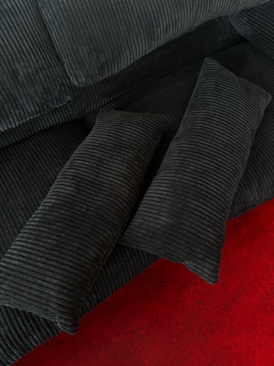 Sofá Cassina Maralunga de 2,5 plazas – Pana negra (como nuevo) – Sofás de 2 plazas, Textile (photo 8 of 8)