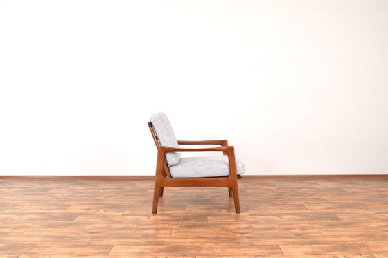 Mid-Century Sessel von Illum Wikkelsø, 1960er Jahre. – Textile, Wood (photo 3 of 11)