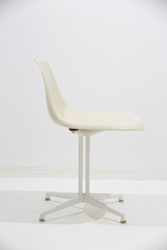 Image 1 of Herman Miller La Fonda White