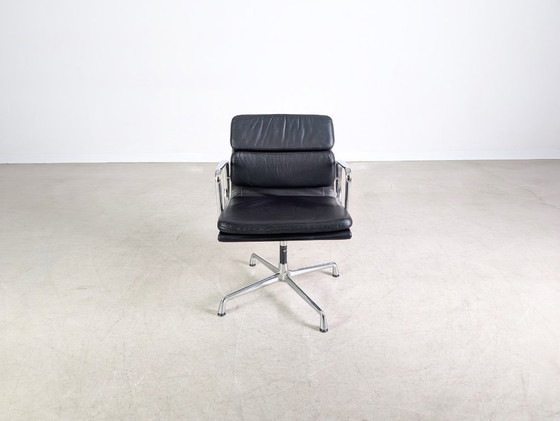 Image 1 of 3x Original Vitra EA 208 soft pad schwarz Leder Stuhl Charles Eames