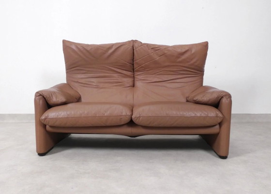 Image 1 of Cassina Maralunga 2 posti in pelle color mocca
