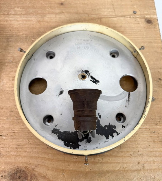 Image 1 of Industriële bakelieten wand- of plafondlamp met melkglas, jaren 1950