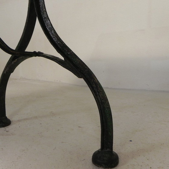 Image 1 of Table de bistro en acier, table de jardin à profil en T incurvé, années 1950