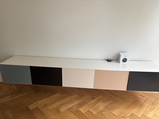 Pastoe Wall-Mounted Shelving Unit – Modern Minimalist Design