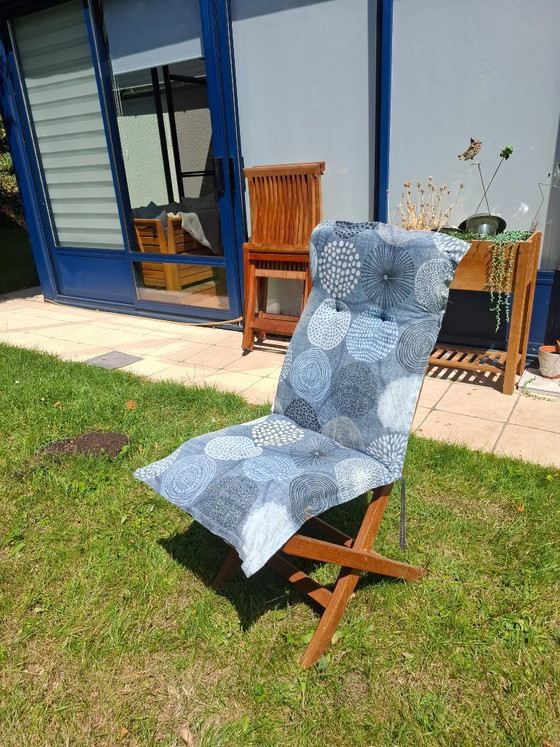 Image 1 of Lot de 4 chaises de jardin pliantes en Teck massif + 4 coussins de chaises à dossier offerts