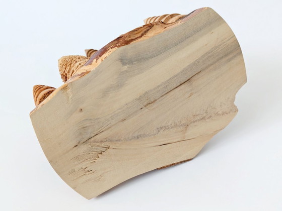 Image 1 of Vintage handgemaakte houten winterscène | Duitse Erzgebirge volkskunst