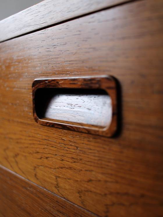 Image 1 of Vintage Danish chest of drawers/TV unit by Hundevad in rosewood