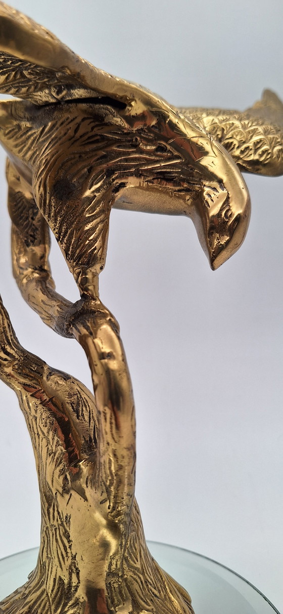 Image 1 of Image, Aigle en laiton se posant sur une branche

- 26 cm - Laiton