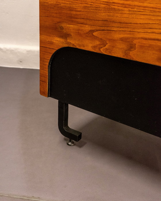 Image 1 of Bancone da negozio vintage con espositore in vetro in castagno, Spagna, circa 1970