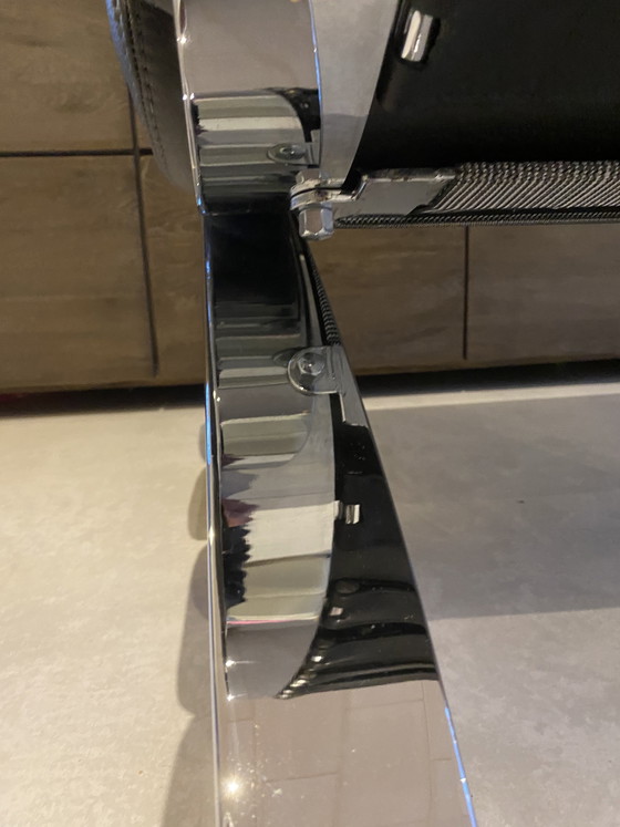 Image 1 of Cor Sinus armchair