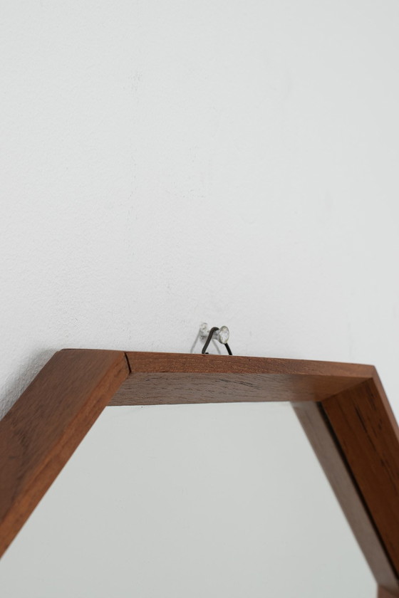 Image 1 of Octagonal shaped mirror