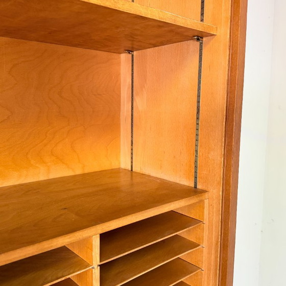 Vintage Oak Tambour Door Cabinet / Filing Cabinet - Mid-Century Modern - Germany 1960s – Wood (photo 8 of 15)